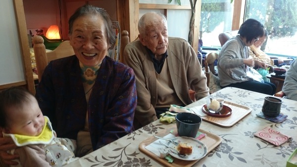 明日のにぎやか食堂は_d0180229_19150708.jpg