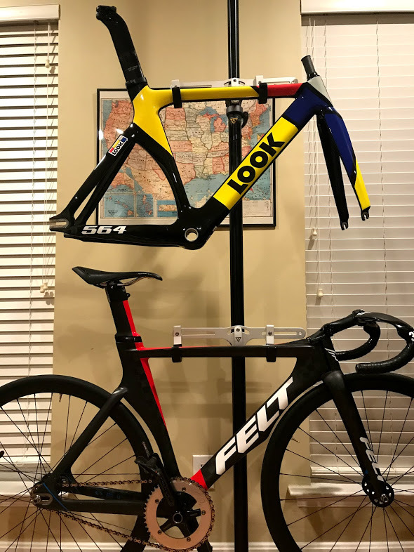 New トラックレーサー Bike FELT TK FRDがやってきた : アメリカ New トラックレーサー Bike FELT TK FRDがやってきた : アメリカ