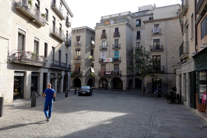 ジローナ GIRONE の旧市街を散策 ジローナ美術館 カタルーニャ地方 スペイン 2018年9月 バルセロナの旅(7)_f0117059_15085419.jpg