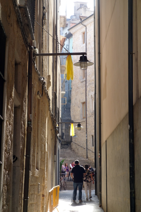 ジローナ GIRONE の旧市街を散策 ジローナ美術館 カタルーニャ地方 スペイン 2018年9月 バルセロナの旅(7)_f0117059_15094639.jpg