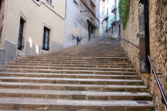 ジローナ GIRONE の旧市街を散策 ジローナ美術館 カタルーニャ地方 スペイン 2018年9月 バルセロナの旅(7)_f0117059_15095074.jpg
