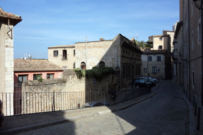 ジローナ GIRONE の旧市街を散策 ジローナ美術館 カタルーニャ地方 スペイン 2018年9月 バルセロナの旅(7)_f0117059_15100679.jpg