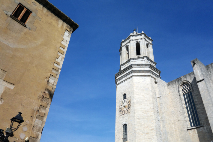 ジローナ GIRONE の旧市街を散策 ジローナ美術館 カタルーニャ地方 スペイン 2018年9月 バルセロナの旅(7)_f0117059_15105200.jpg