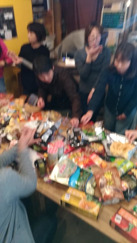 台湾のお菓子とか食べ大会2018_e0022403_12271143.jpg