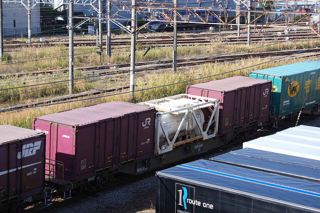 f0203926_2218073.jpg