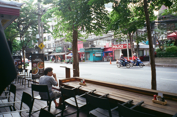 f0046982_215111.jpg