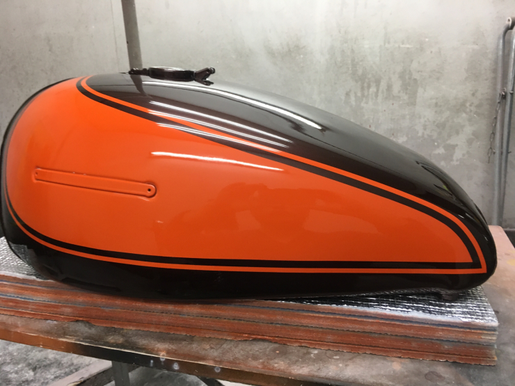 Kawasaki Z Ii 火の玉カラー Paintworkmagic カスタムペイントショップ
