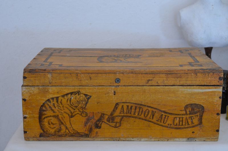 フランスアンティーク 木箱　猫柄　1900年前半 アンティーク木箱 ネコ AMIDON DE RIZ フランス 20190319