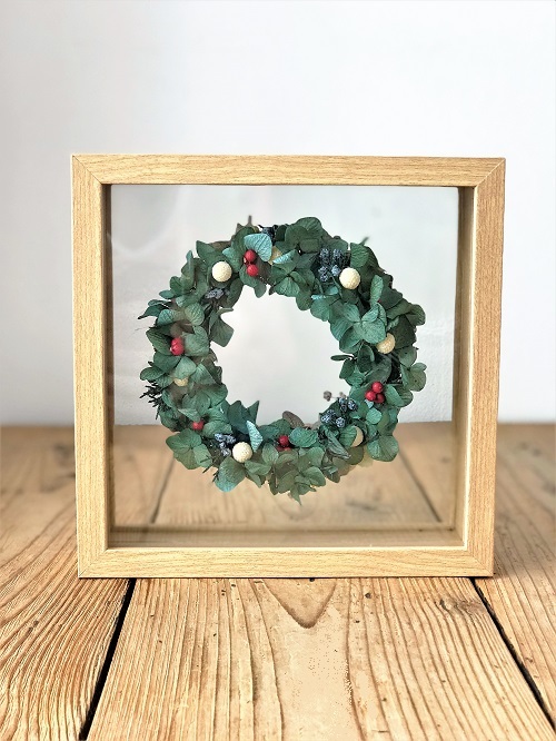 プリザ クリスマスアレンジ と 花形れんこんは こんな風に作ってます おだやかなとき プリザ クリスマスアレンジ と 花形れんこんは こんな風に作ってます おだやかなとき