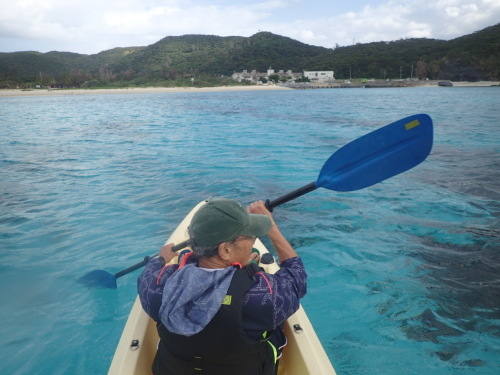 座間味島でカヤック体験_f0100920_15442912.jpg