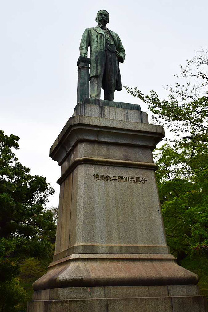 江戸城を歩く。 その9 「九段坂公園~靖国神社」_e0158128_16525848.jpg