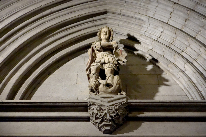 ジローナのカテドラル Cathedral of Girona サン・フェリウ教会 Basilica of Sant Feliu カタルーニャ地方 スペイン 2018年9月 バルセロナの旅(8)_f0117059_12462281.jpg