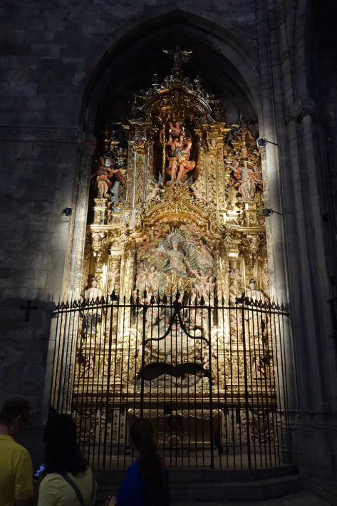 ジローナのカテドラル Cathedral of Girona サン・フェリウ教会 Basilica of Sant Feliu カタルーニャ地方 スペイン 2018年9月 バルセロナの旅(8)_f0117059_12463097.jpg