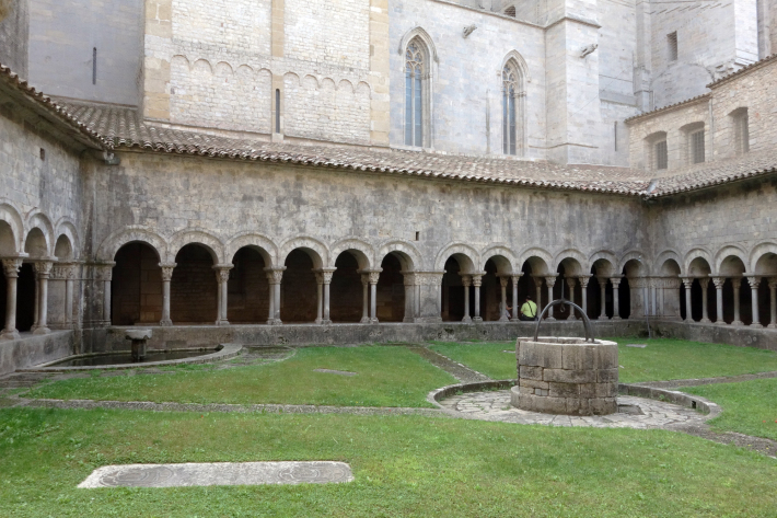 ジローナのカテドラル Cathedral of Girona サン・フェリウ教会 Basilica of Sant Feliu カタルーニャ地方 スペイン 2018年9月 バルセロナの旅(8)_f0117059_12464248.jpg