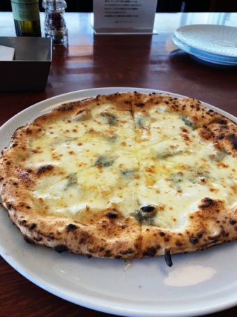 b0341471_23105763.jpeg