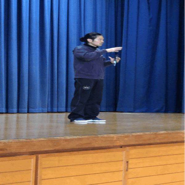 f0222384_15480554.gif