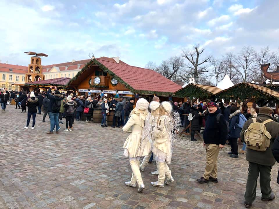 今年初めてのクリスマスマークト_c0180686_17432457.jpg