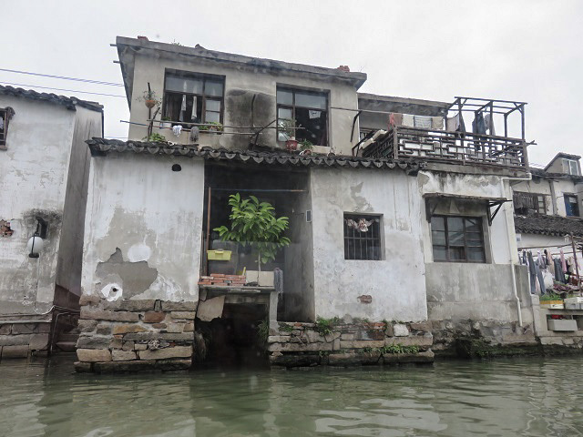 f0346196_15084372.jpg