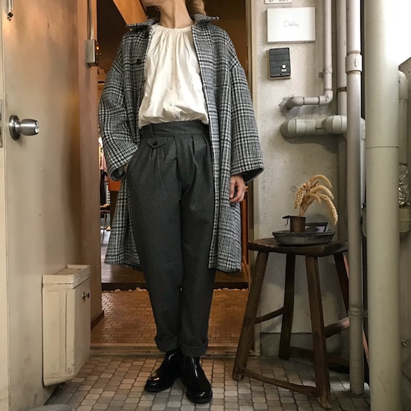 ラウンドカラーコート Honnete_d0364239_18272613.jpg