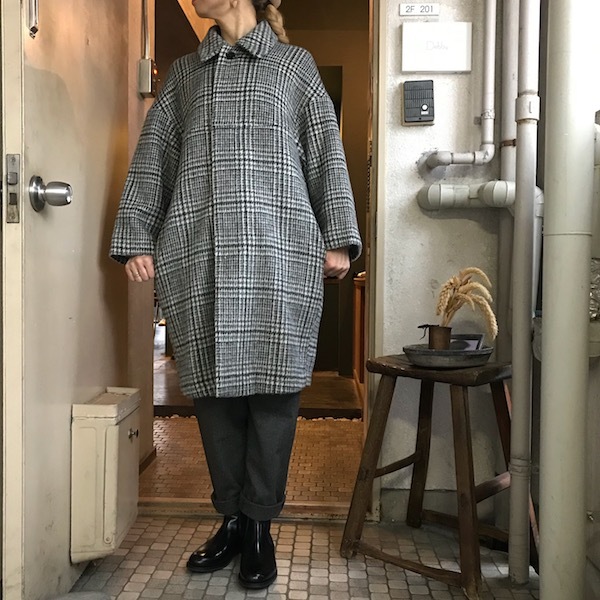 ラウンドカラーコート Honnete_d0364239_18273961.jpg
