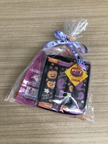 ご参加くださった皆さま どうもありがとうございました「しあわせのリボン刺しゅう」出版記念1Dayレッスン 《しあわせを招くドアプレート》@ヴォーグ学園東京校_a0157409_10570616.jpeg
