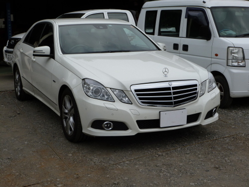 ベンツW212 E350 BLUETEC ブレーキメンテとマウント交換 : THREE POINT