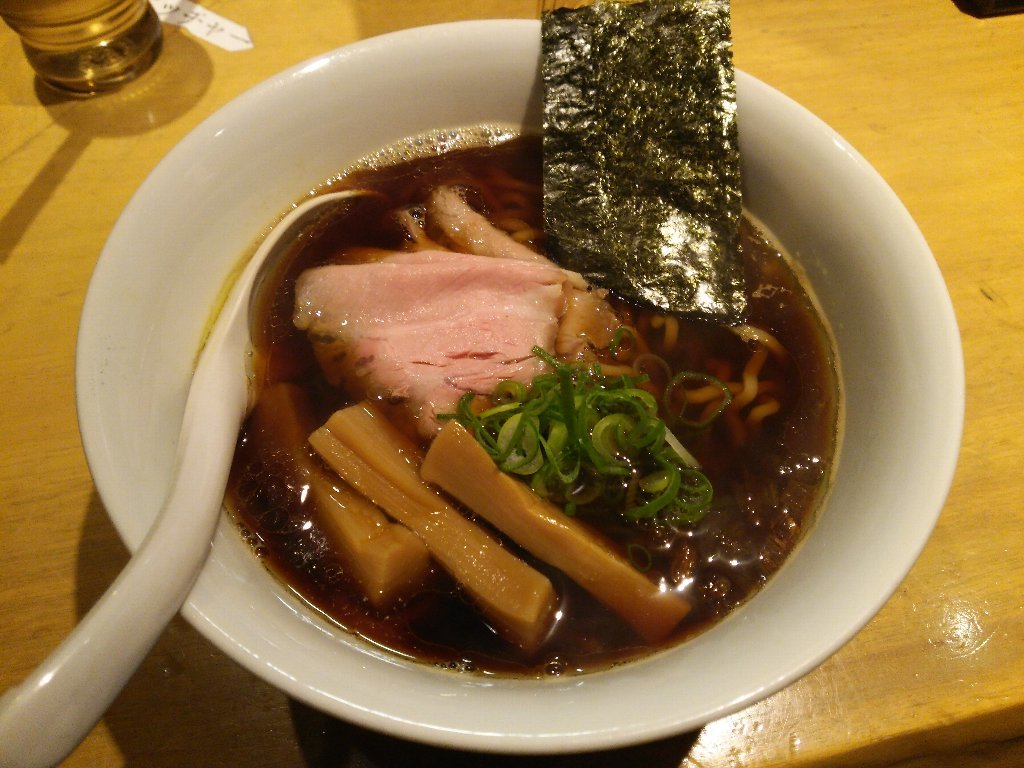 ふじ屋 NOODLEさんで黒醤油（札幌市中央区南4西3：2018年224杯目）_f0397261_07265530.jpg