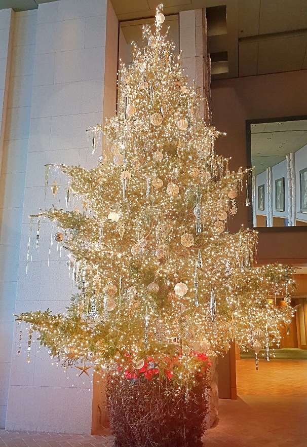 グランドハイアットソウルのクリスマスツリー 今日はこんなことしました 韓国