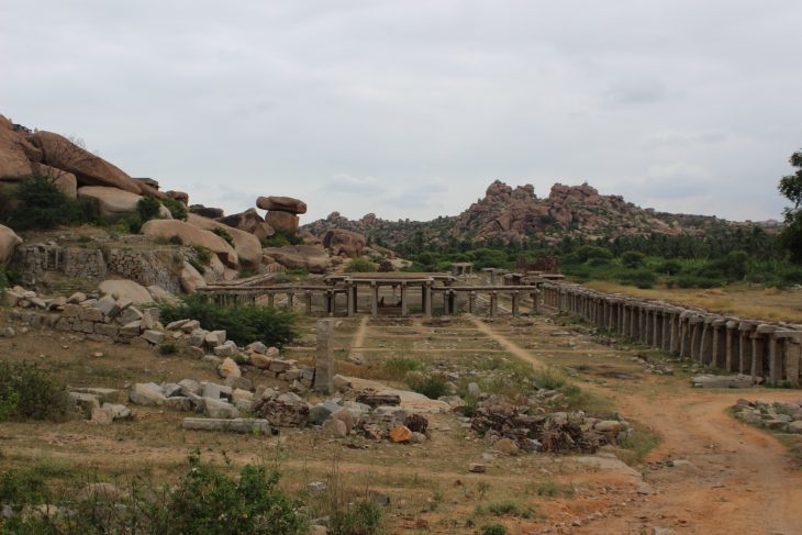 次男のインド旅行30　 Hyderabad-Hampi_b0064411_09094943.jpg