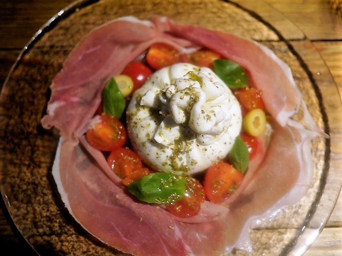 チーズ工房が併設された人気のイタリアン ラッテリア bebe 鎌倉 non stress life チーズ工房が併設された人気のイタリアン ラッテリア bebe 鎌倉 non stress life