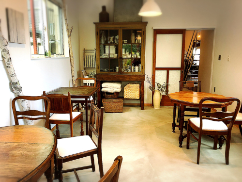 カフェ クヌルプ_e0292546_19090030.jpg