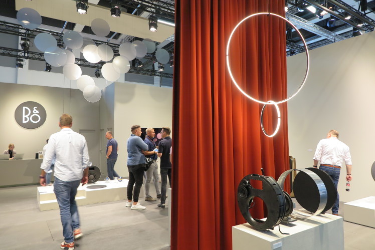 Mieleドイツ本社/工場見学&IFA2018視察研修へ⑥_c0156359_10593817.jpg