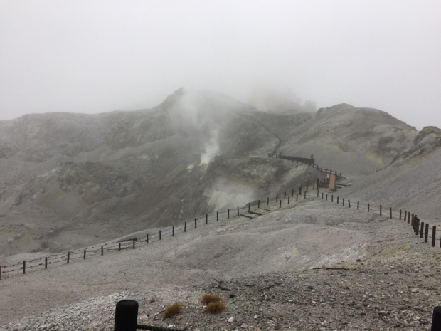 錦繍の東北⑤ 秋ノ宮〜小安峡、絶景県道310号_a0091680_12280446.jpg