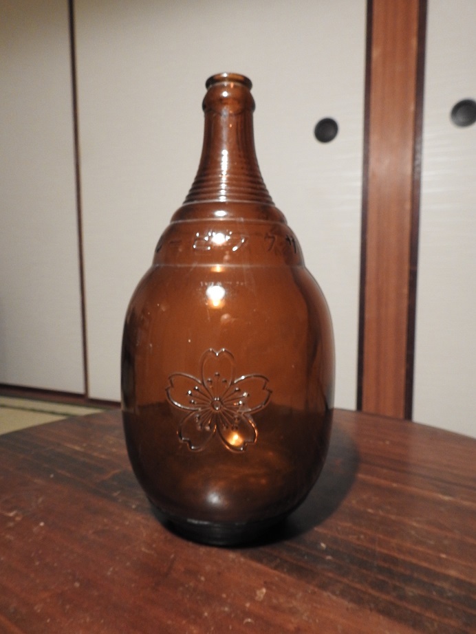 桜ビール 瓶受 稀少 4個 木製 レトロ-