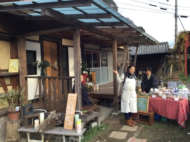 c0326723_07543437.jpeg