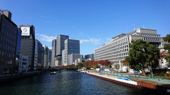 大人気で大混雑の川沿いのカフェ・ブルックリンロースティングカンパニー＠大阪・北浜_f0337357_18272150.jpg