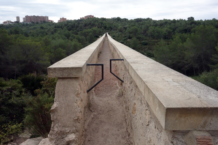 タラゴナの悪魔の橋 PONT DEL DIABLE　ローマ時代の遺跡 ラス・ファレラス水道橋 への路線バスでの行き方　2018年9月 バルセロナの旅（１０）_f0117059_10092654.jpg