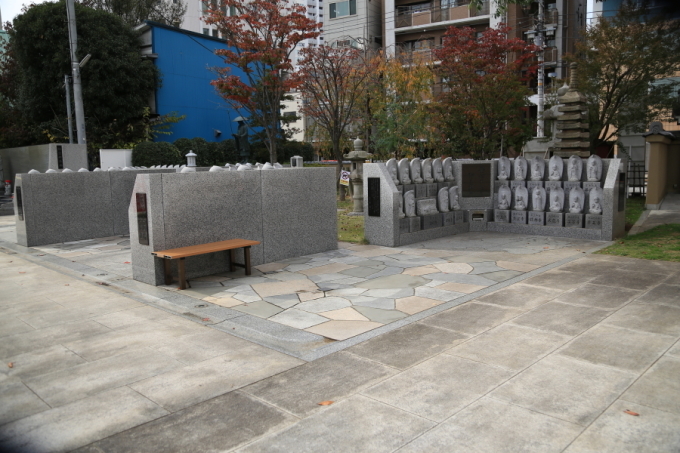 f0229832_23400089.jpg