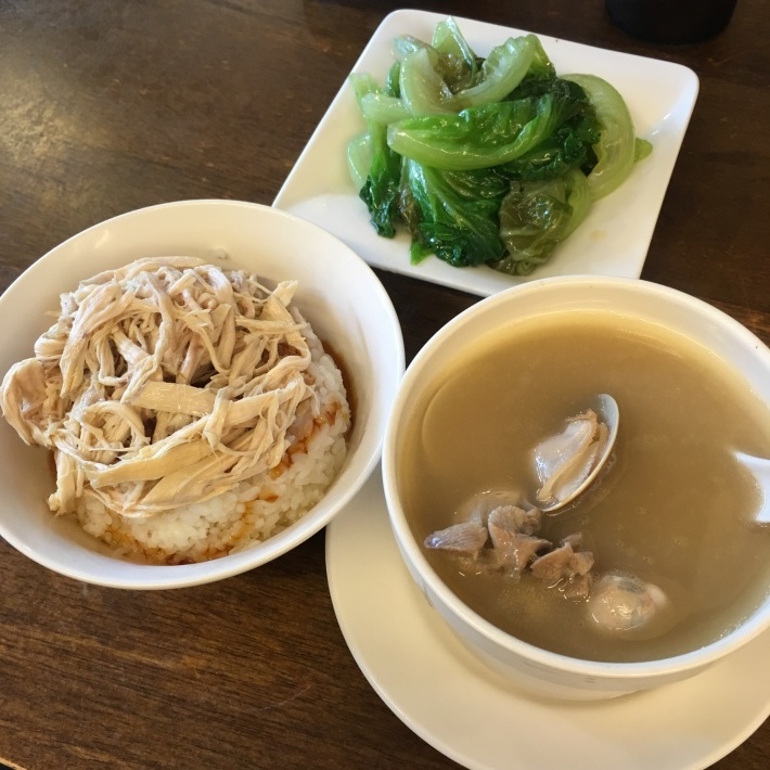 薬膳 養生鶏スープ「御膳煲」（南京三民）台北 : そこはかノート ー台湾つれづれー