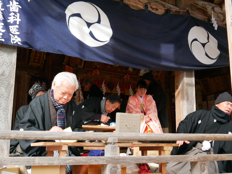 飯田八幡神社例大祭「鉄砲まつり」（1）「白波五人男稲瀬川勢揃いの場」まで_b0104774_23583449.jpg