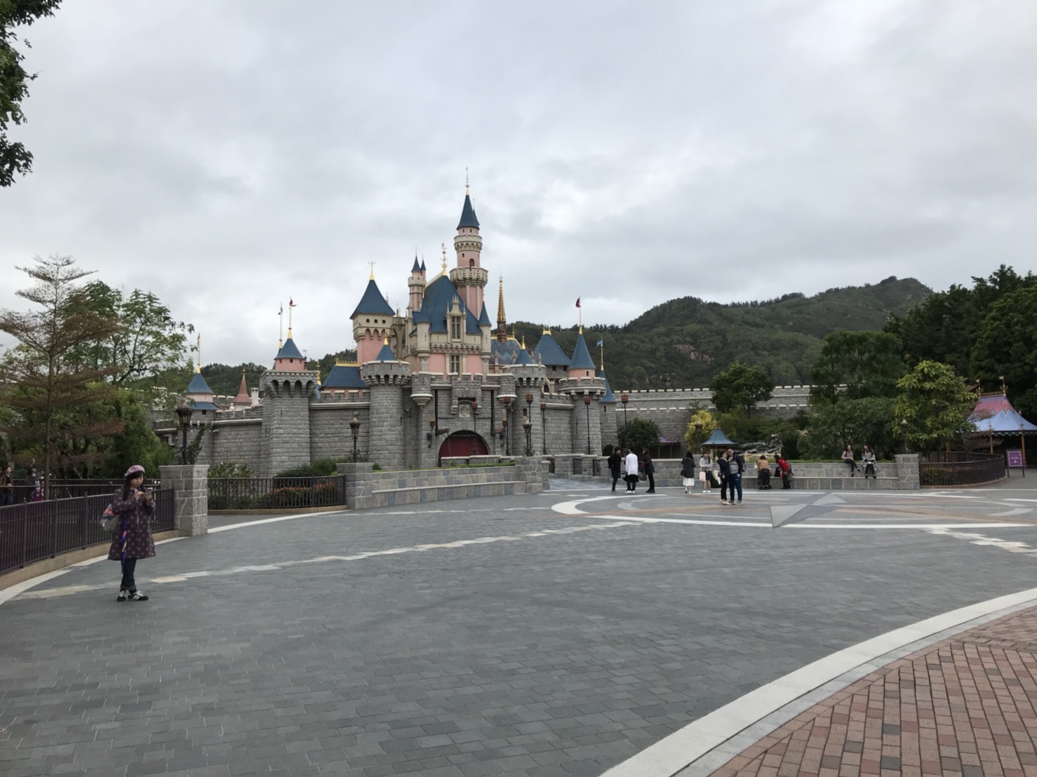 マタニティでディズニー_b0197576_23590325.jpeg