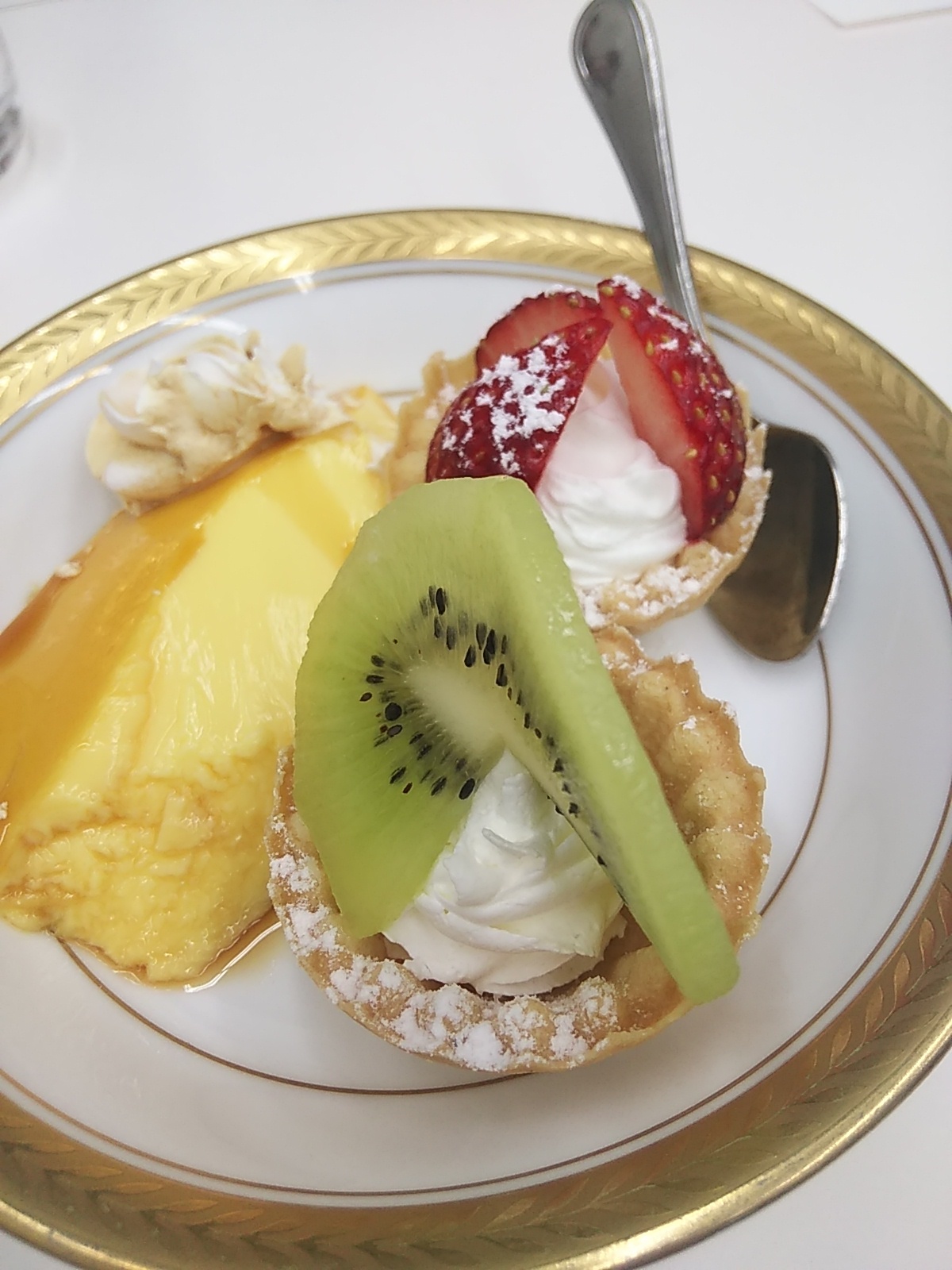 横浜イングリッシュガーデンのクリスマス会に行ってまいりました♪ その２_b0331802_22484548.jpg