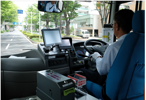 全国初「自動運転バス」営業運転開始　_a0290852_9591851.png