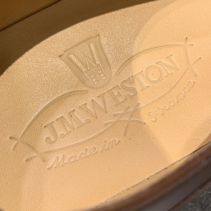 J.M.WESTONの新たな変化 : シューケアマイスター靴磨き工房 銀座三越店