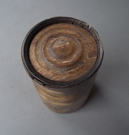 水牛の角皿とコップ : Muntkidy