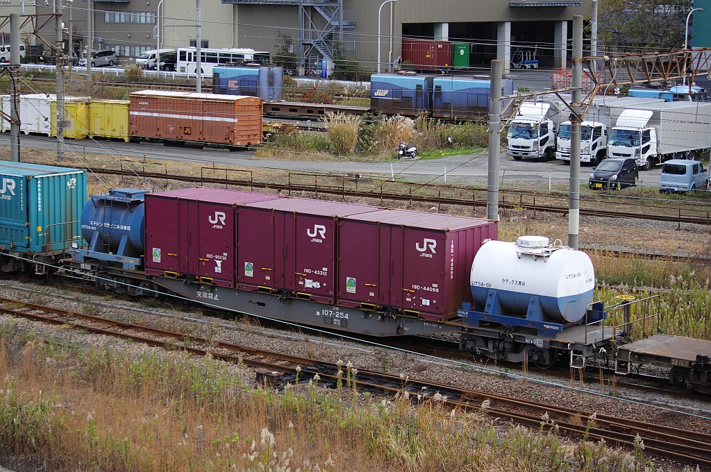 f0203926_2157387.jpg