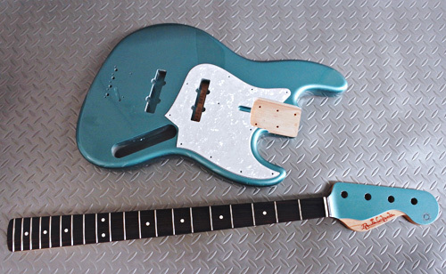 「Bluish Green MetallicのStandard-J」の塗装が完了!_e0053731_15571496.jpg