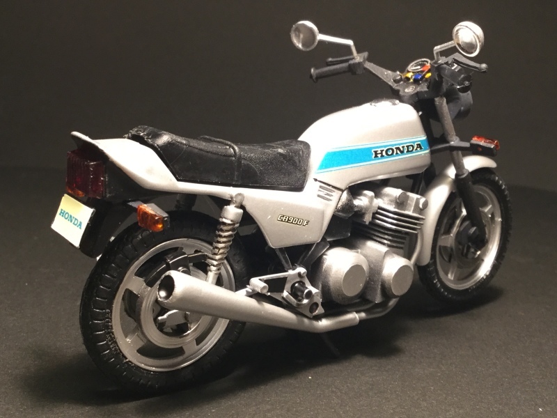 ダットサン ピックアップ with バイク 1976 （バンダイ 1/20) ④