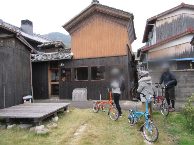 b0360823_17393684.jpeg