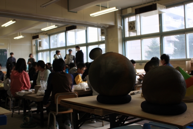 【おとどけアート×上ノ大作 ひばりが丘小学校】11/26 シーサーを作る日_a0062127_20294517.jpg
